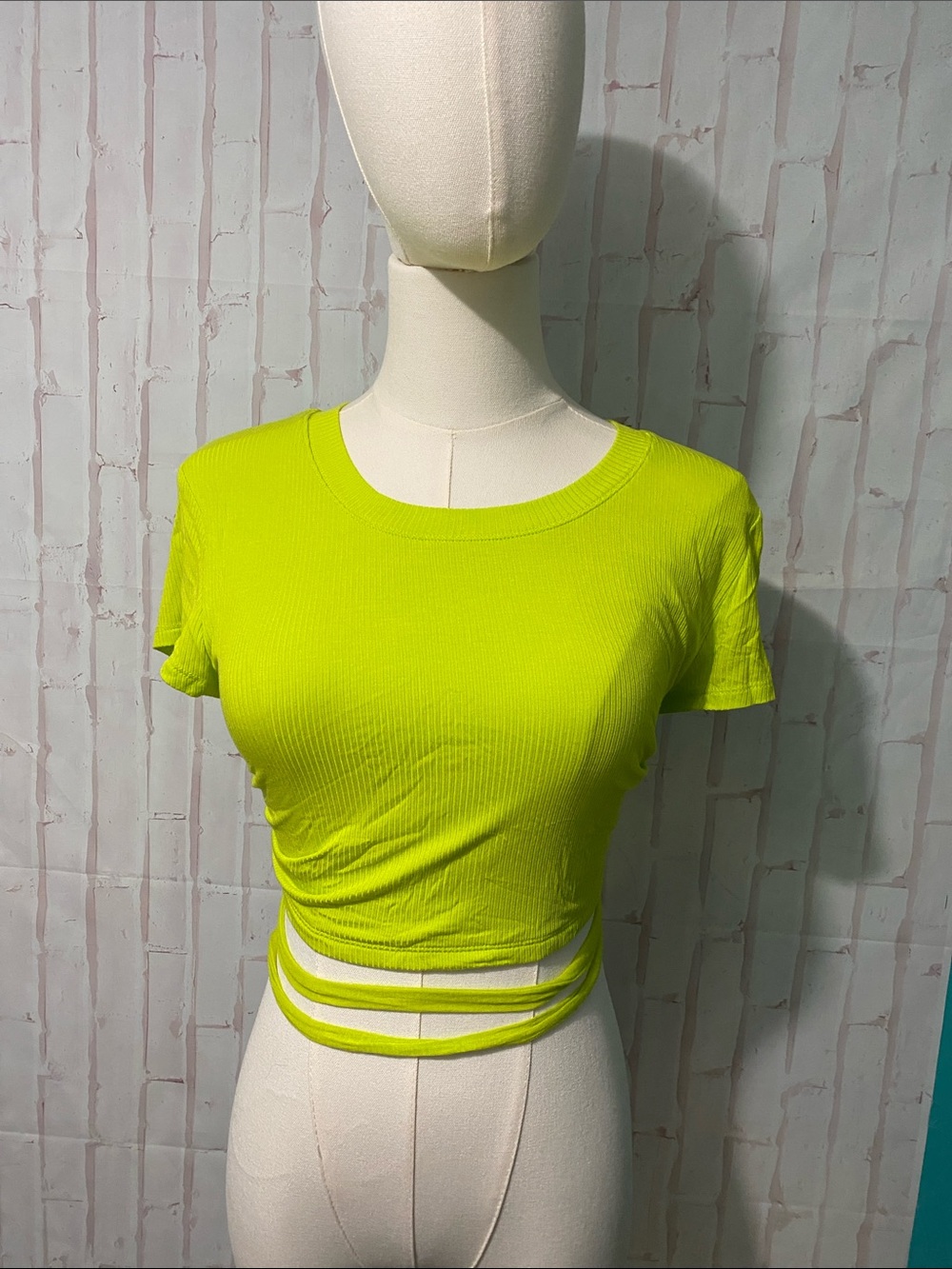 Offline by aerie Neon Green Cropped Tie Around Shirt size M